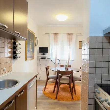 Palada 1 Spacious 3-bedroom In Appartement Podgorica