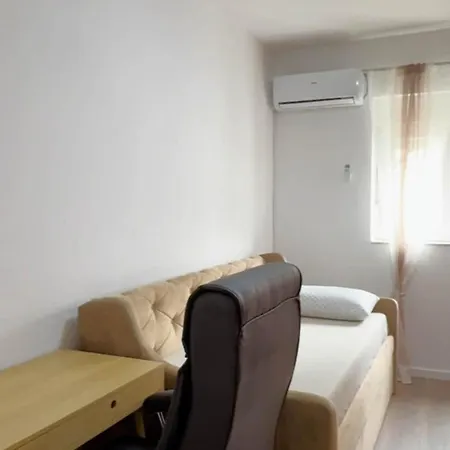 Appartement Palada 1 Spacious 3-bedroom In